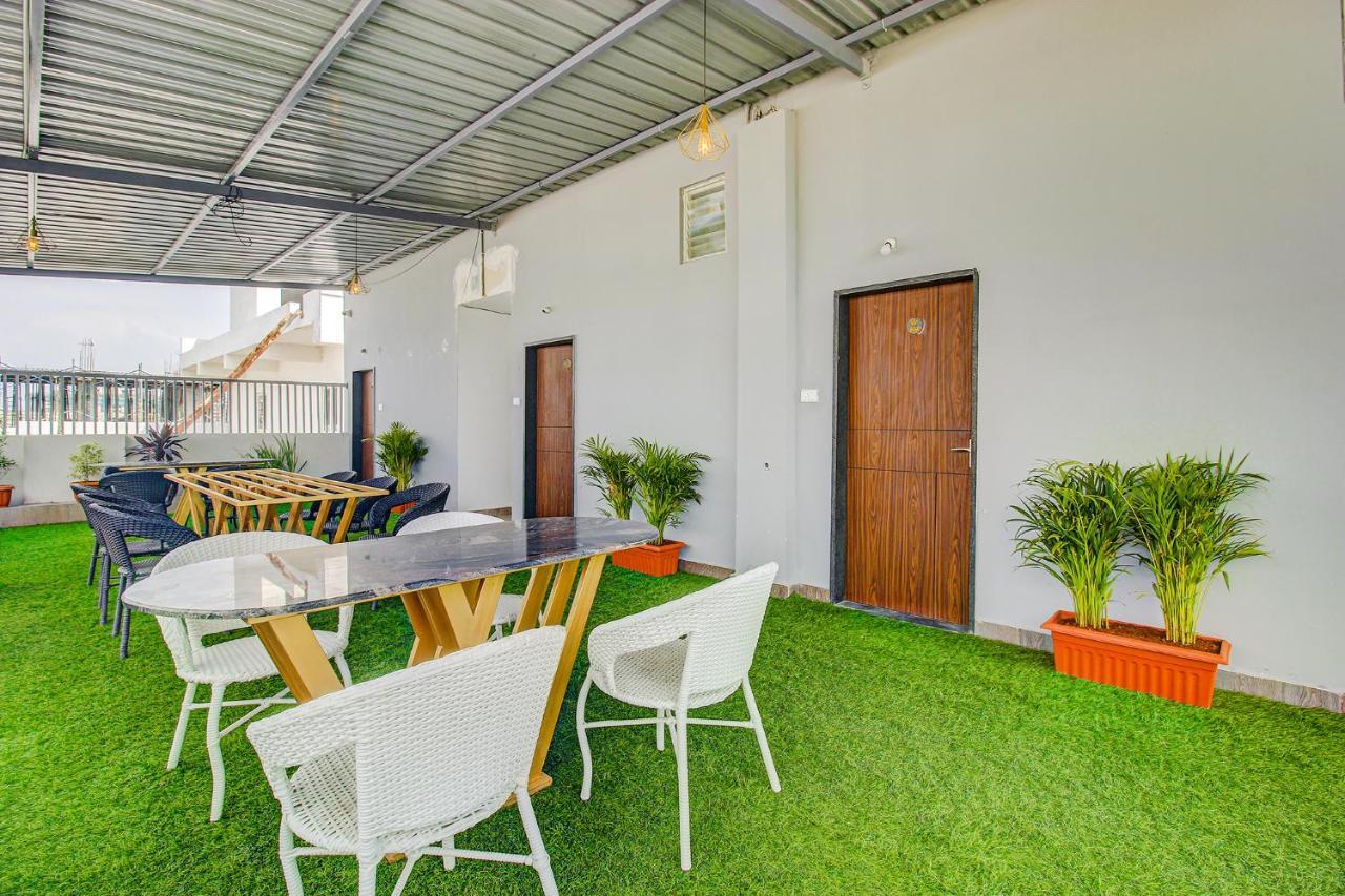 Fabhotel W Grand Suites - Nr Lanco Hills, Manikonda Hyderabad Exterior foto
